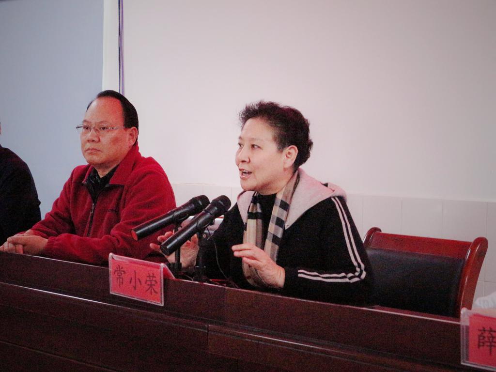常小荣教授讲话希望yl6809永利官网的学子们在实践活动中,努力锻炼自己,提高本领。